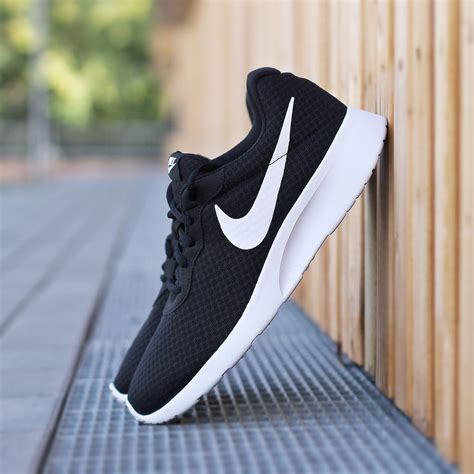 Schwarze Nike Herren online 